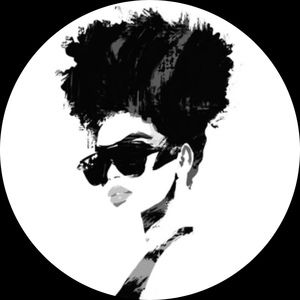 Meet your Posher, Ellie